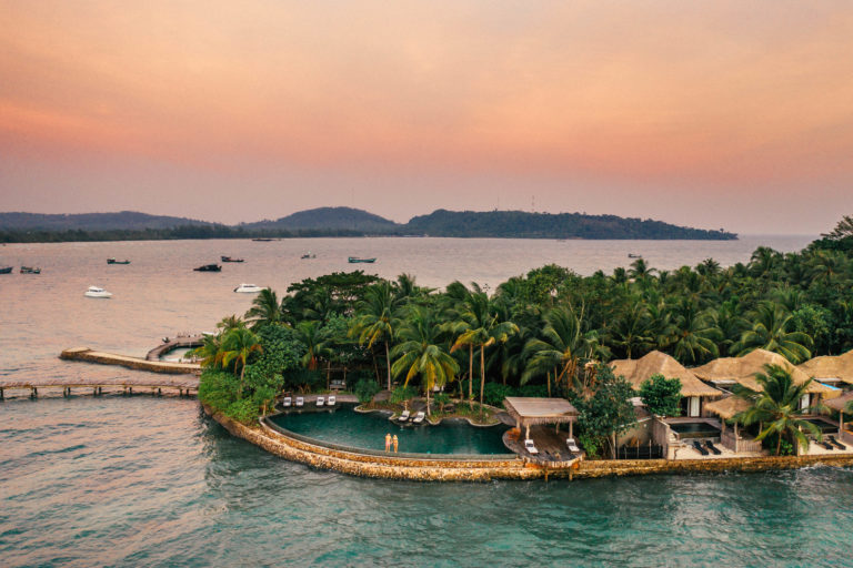 Song Saa Insel - Pool - Radermacher Reisen